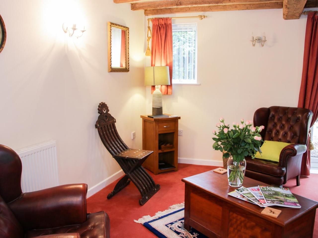Cream Door Cottage Kidderminster Luaran gambar
