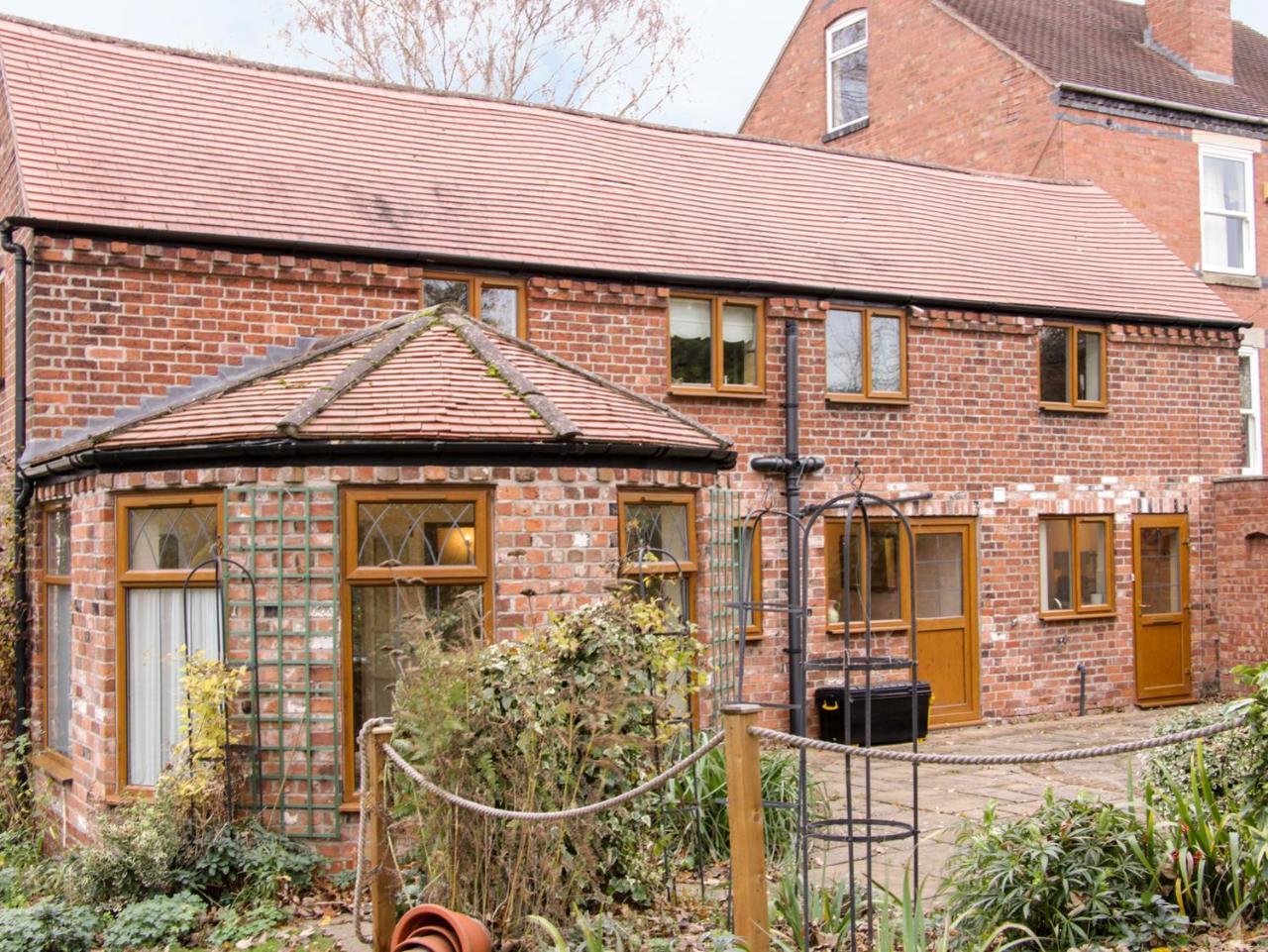 Cream Door Cottage Kidderminster Luaran gambar