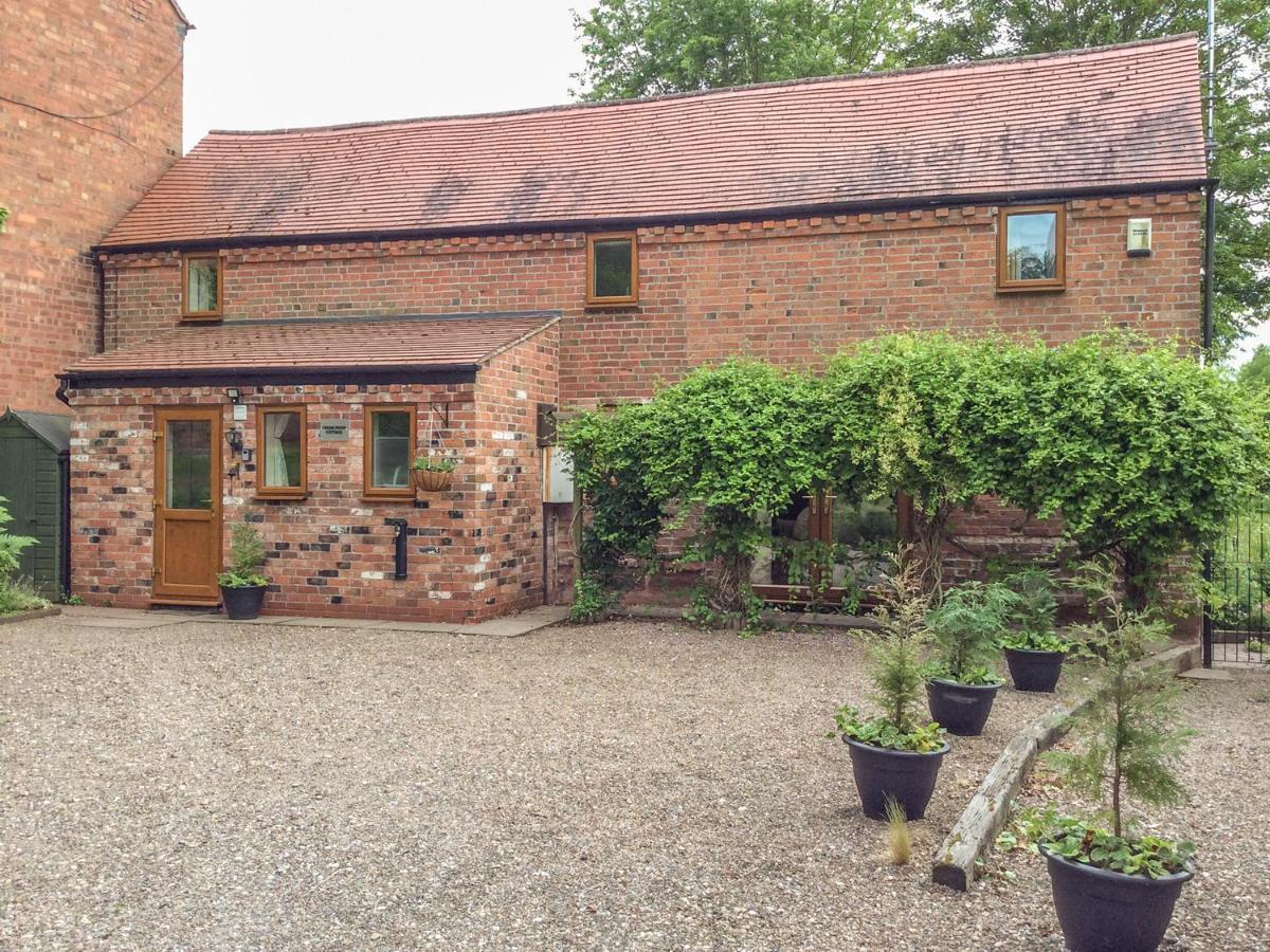 Cream Door Cottage Kidderminster Luaran gambar